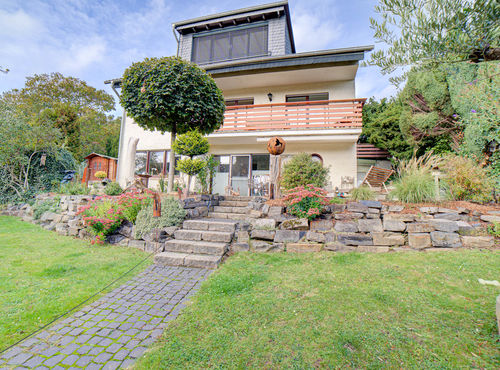 Exklusives Einfamilienhaus in Südhanglage von Wickede (Ruhr)