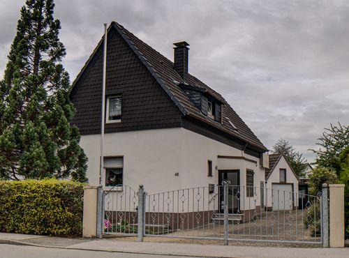 Einfamilienhaus in Wickede (Ruhr) mit großem Grundstück